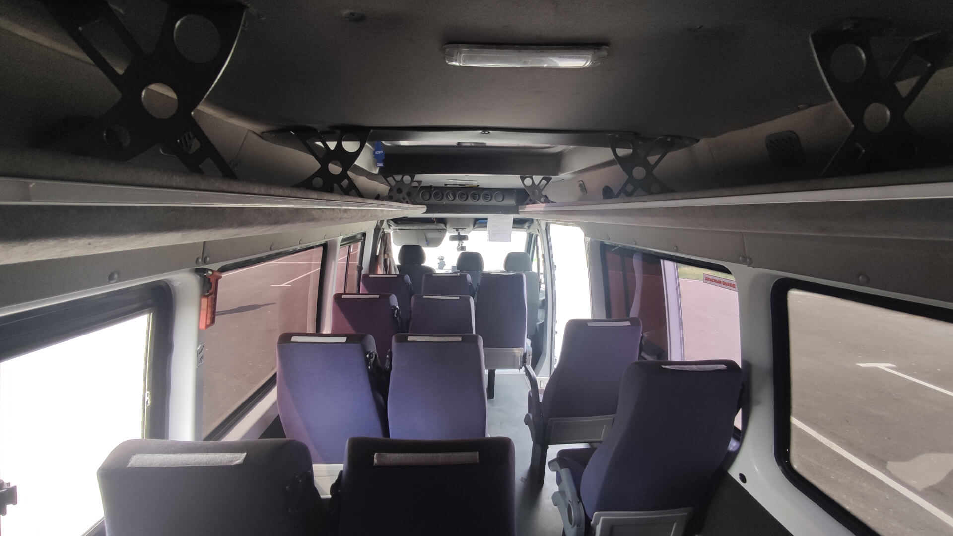 Mercedes Sprinter Classic на 18 мест