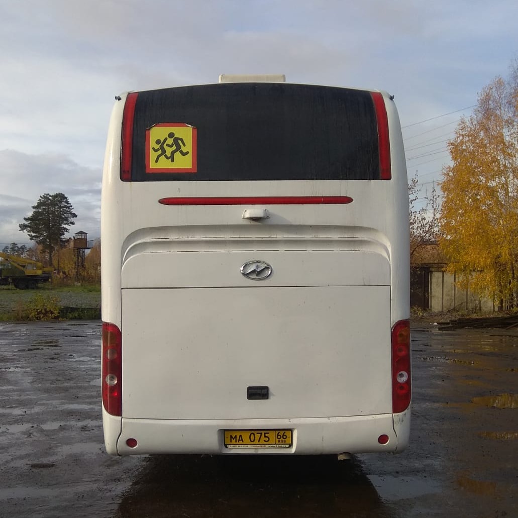 Заказать Higer 6129 с водителем