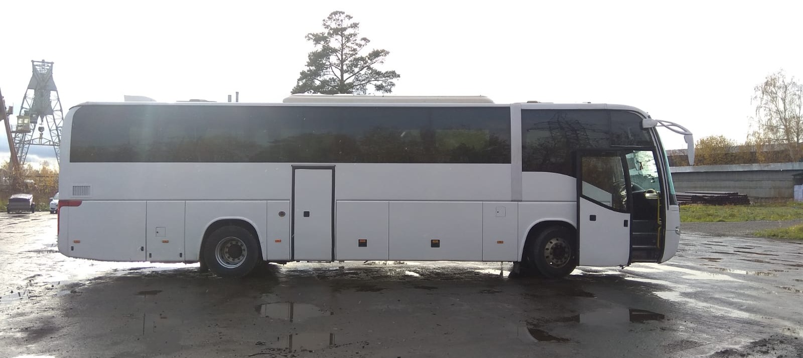 Заказать Higer 6129 с водителем